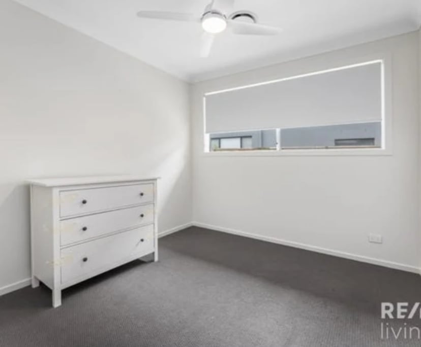 Unfurnished room in a share house