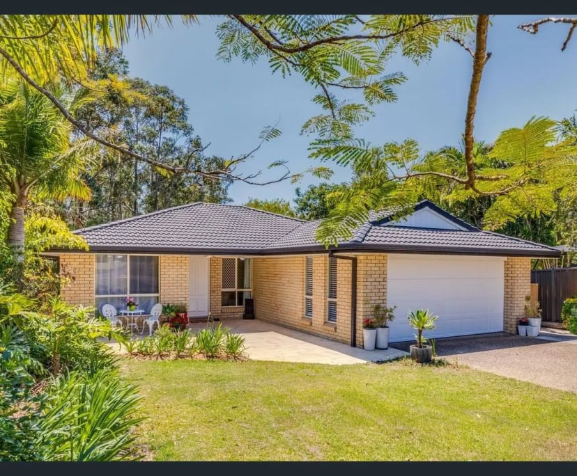 Furnished room in a share house