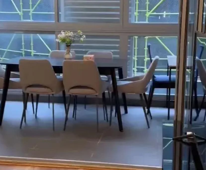 Furnished room in a flatshare