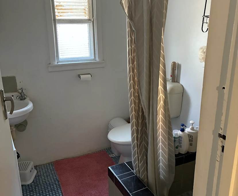 $220, Flatshare, 2 bathrooms, Darra QLD 4076