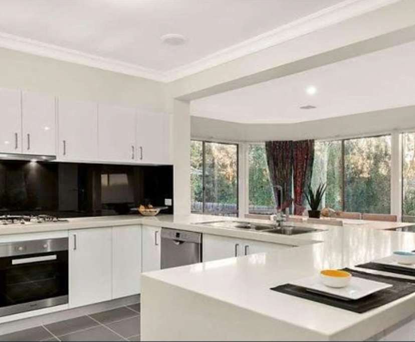 Room in a share house