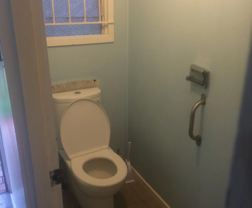 $330, Share-house, 4 bathrooms, West End QLD 4101