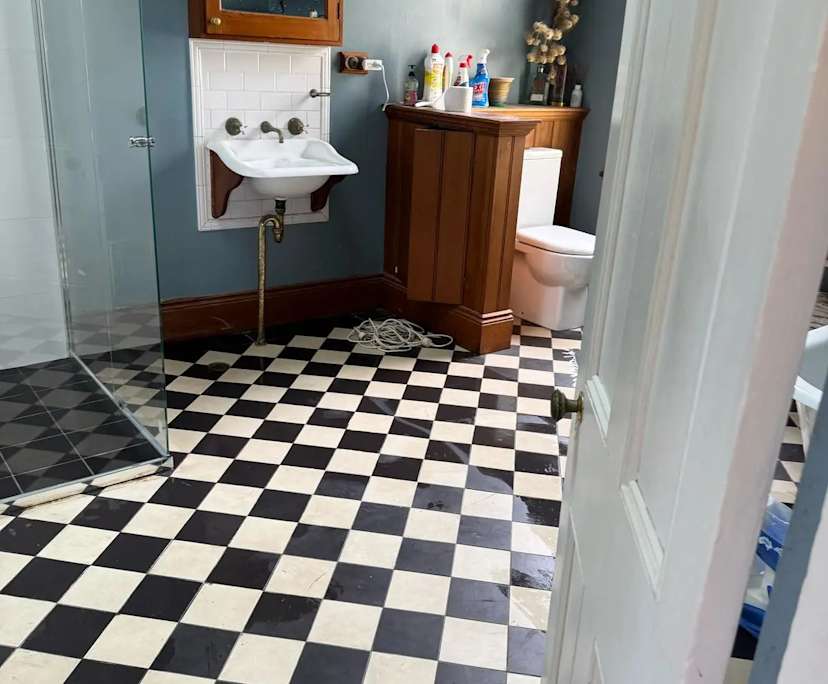 Unfurnished room in a share house