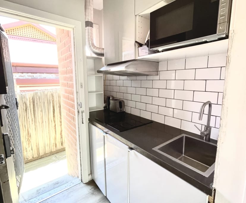 $330, Flatshare, 3 bathrooms, Ascot Vale VIC 3032