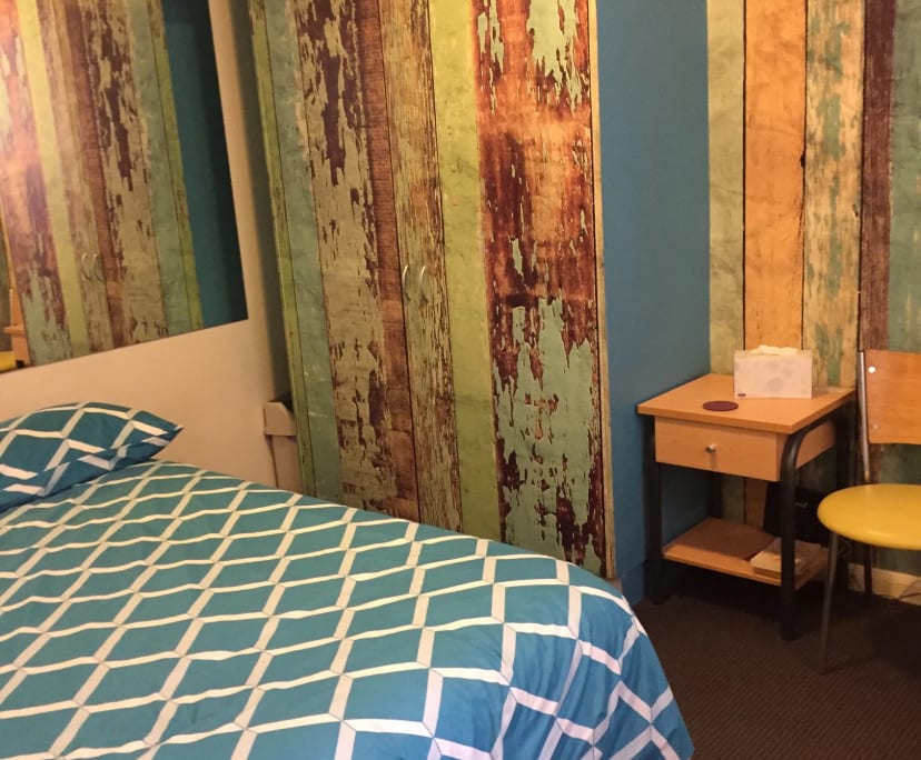 $595, 1-bed, 1 bathroom, Melbourne VIC 3000