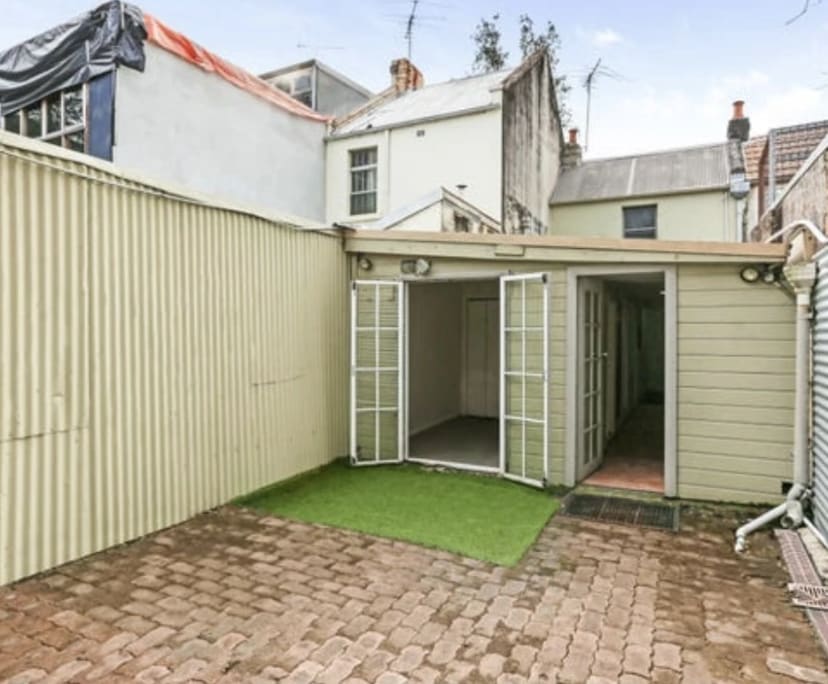 $1,050, Whole-property, 3 bathrooms, Darlington NSW 2008