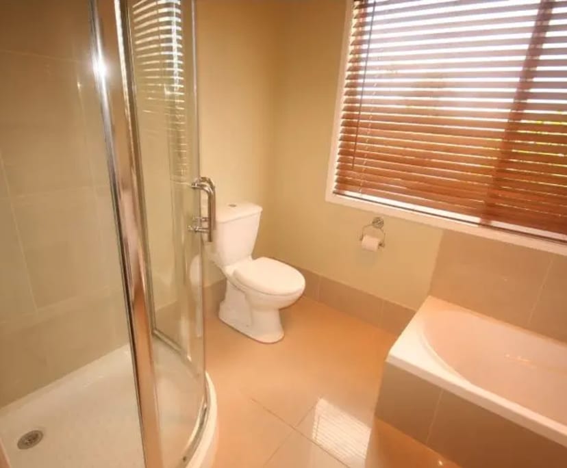 $235, Share-house, 5 bathrooms, Clayfield QLD 4011