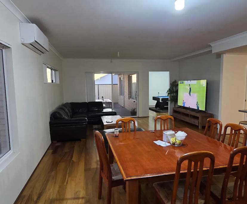 Unfurnished room in a share house