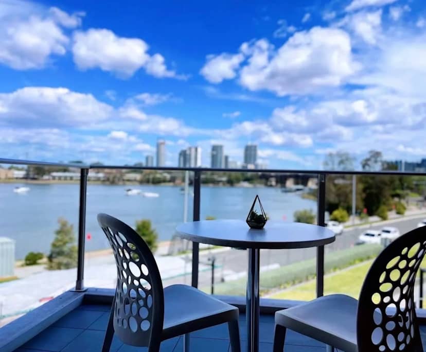 Furnished room with own bathroom