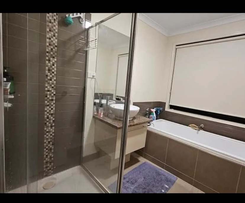 $250, Share-house, 3 bathrooms, Point Cook VIC 3030