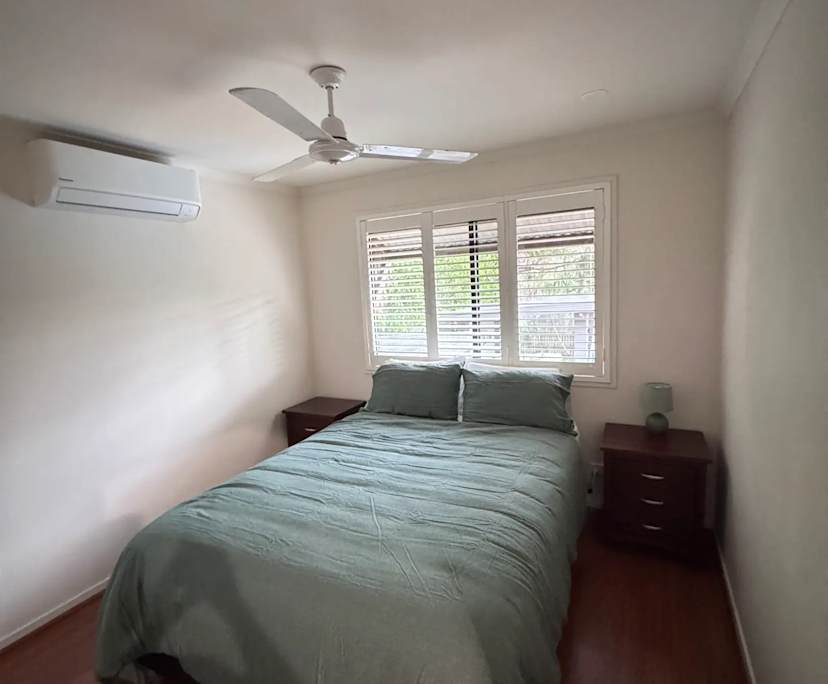 $350, Share-house, 4 bathrooms, Jubilee Pocket QLD 4802