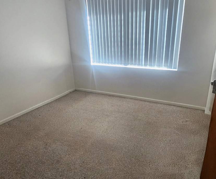 Unfurnished room in a share house