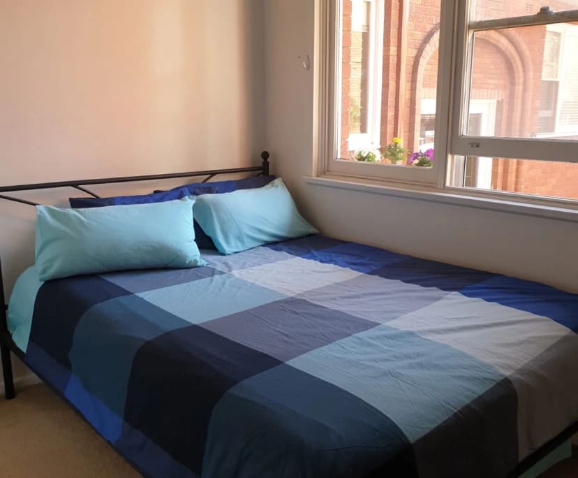 Furnished room in a flatshare