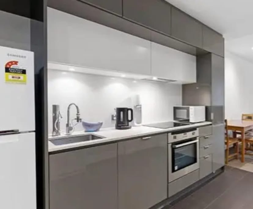 Furnished room in a flatshare