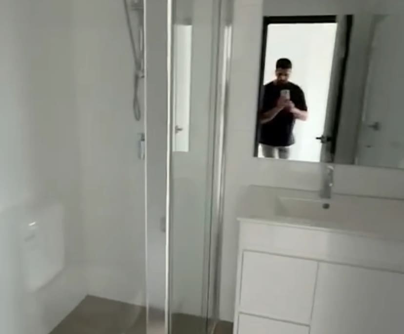 $400, Flatshare, 2 bathrooms, South Wentworthville NSW 2145