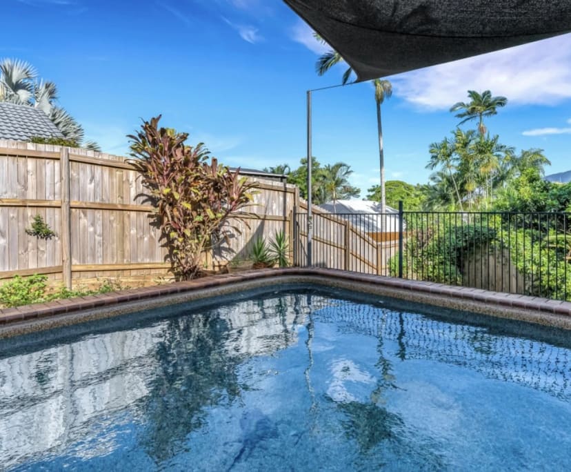 $300-450, Share-house, 2 rooms, Mooroobool QLD 4870, Mooroobool QLD 4870