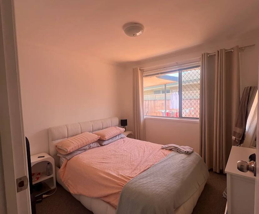 $310, Share-house, 3 bathrooms, Mermaid Beach QLD 4218