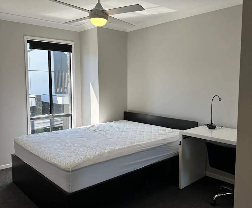 Furnished room in a share house