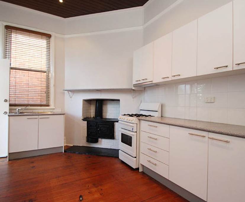 Unfurnished room in a share house