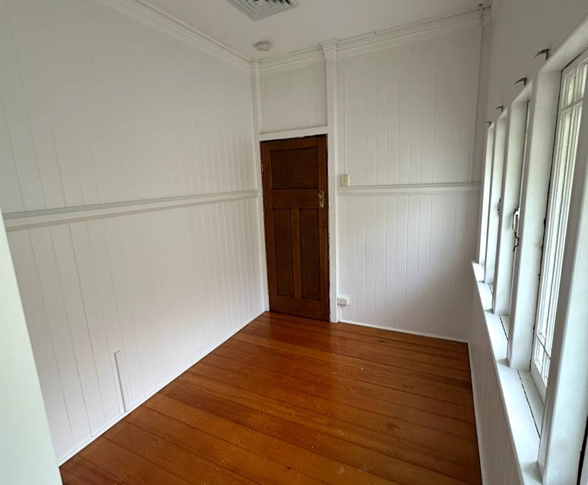 Unfurnished room in a share house