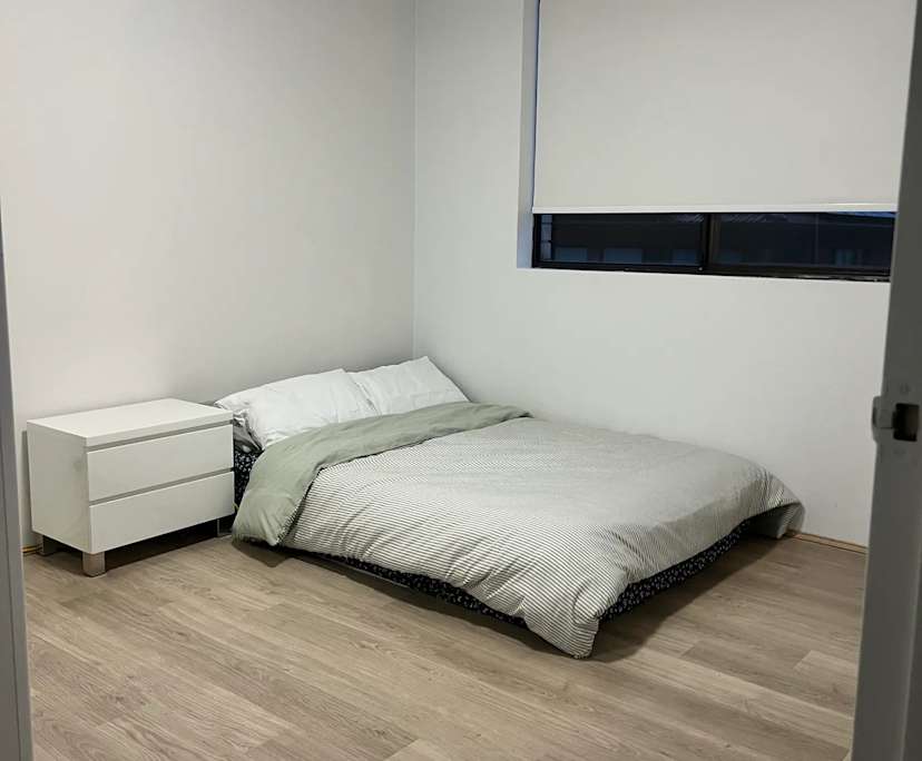Room in a share house