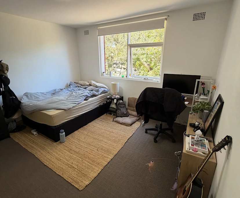 Unfurnished room in a share house