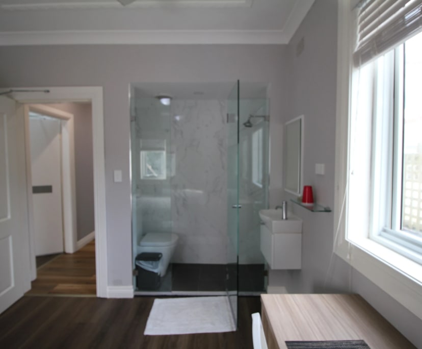$410, Flatshare, 1 bathroom, Kirribilli NSW 2061