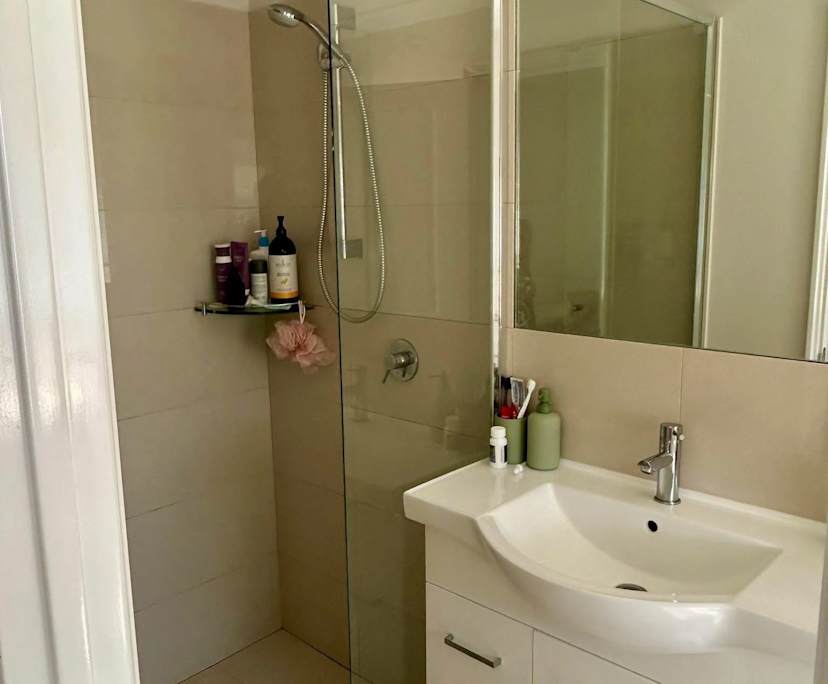 $320, Flatshare, 2 bathrooms, Kardinya WA 6163