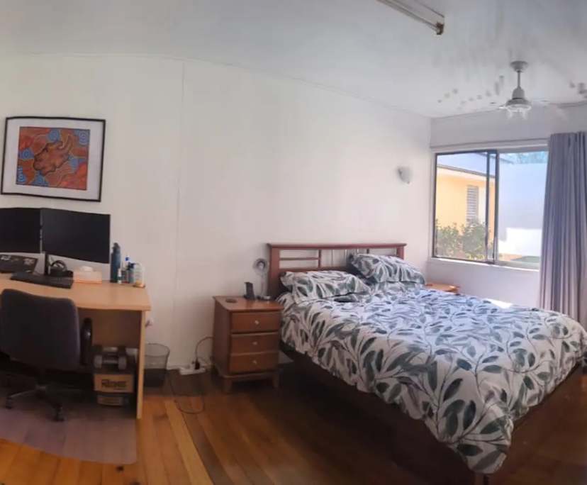 Furnished room in a share house