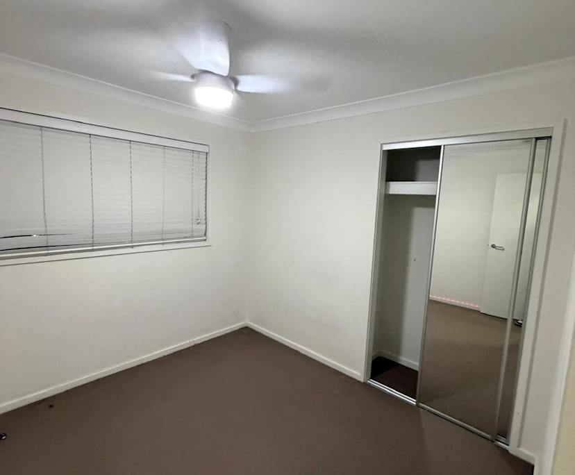 Unfurnished room in a flatshare