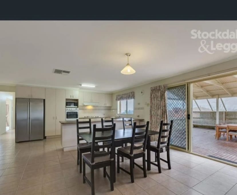 Room in a share house