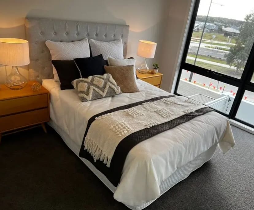 Furnished room in a share house