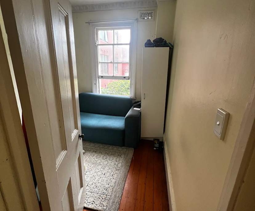 Unfurnished room in a share house