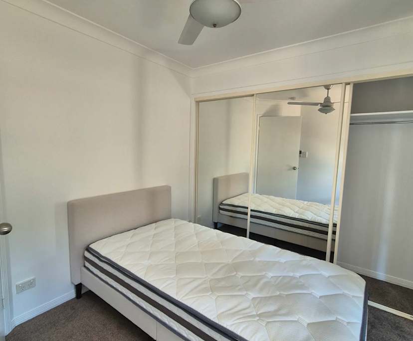 Furnished room with own bathroom
