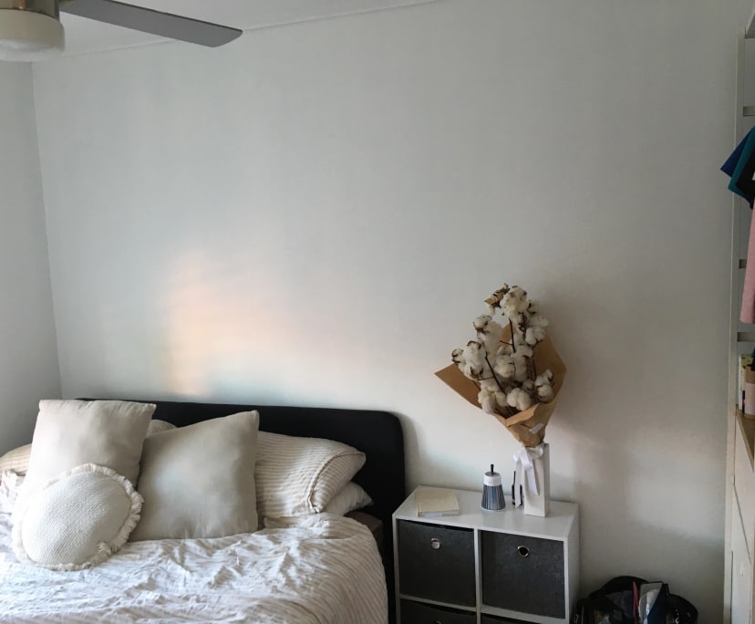 Furnished room in a flatshare