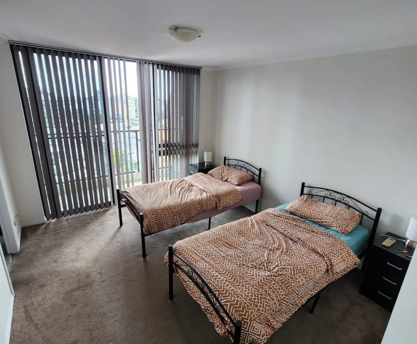 $280, Flatshare, 3 bathrooms, Spring Hill QLD 4000