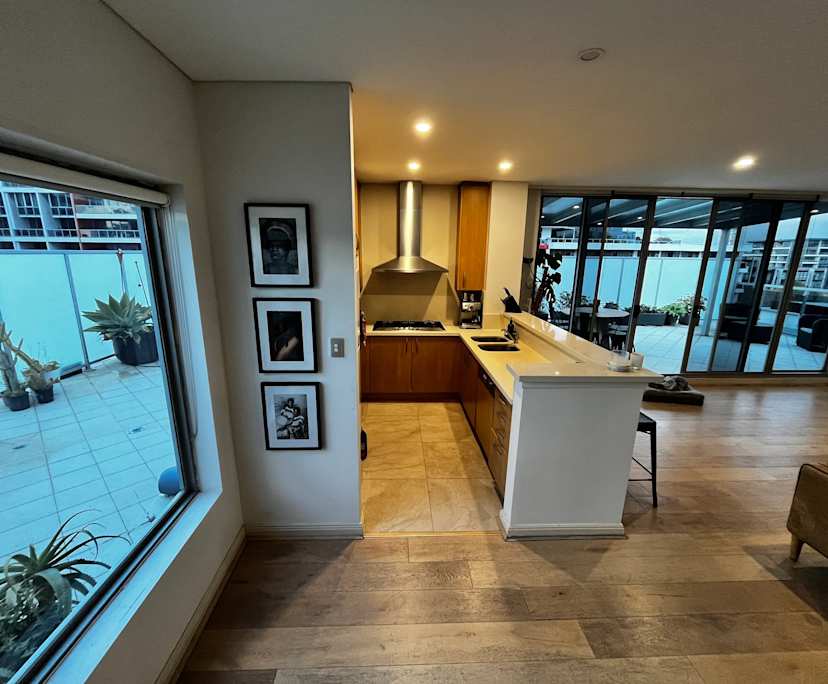 $520, Flatshare, 2 bathrooms, Waterloo NSW 2017