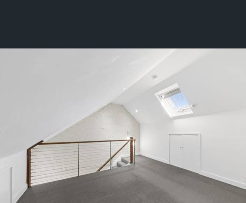 Unfurnished room in a flatshare