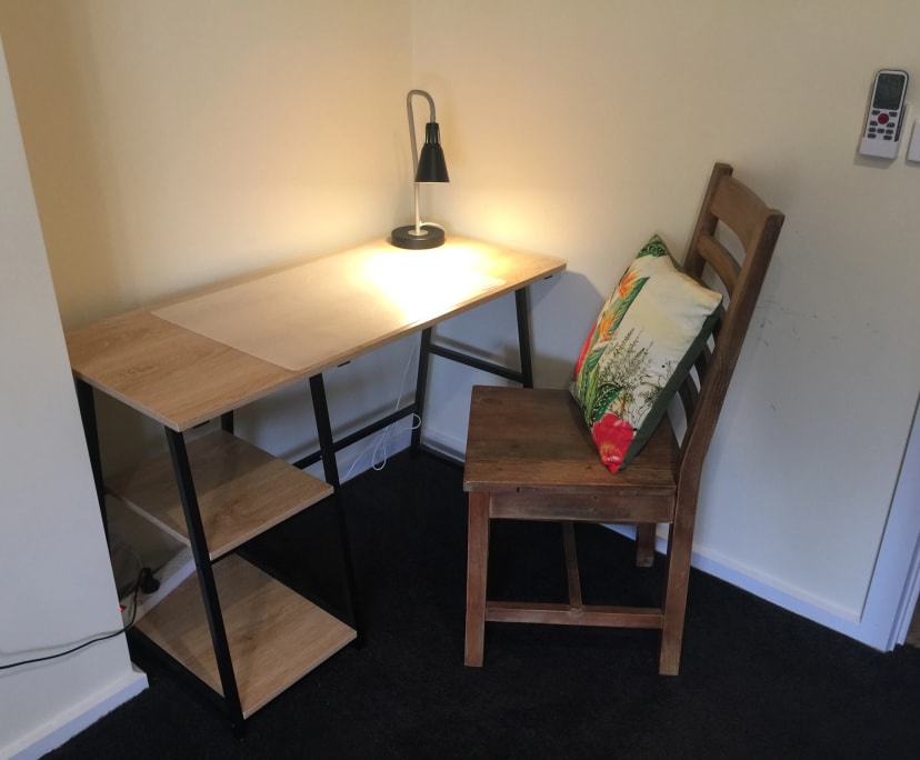 $210, Share-house, 4 bathrooms, Gladstone Park VIC 3043