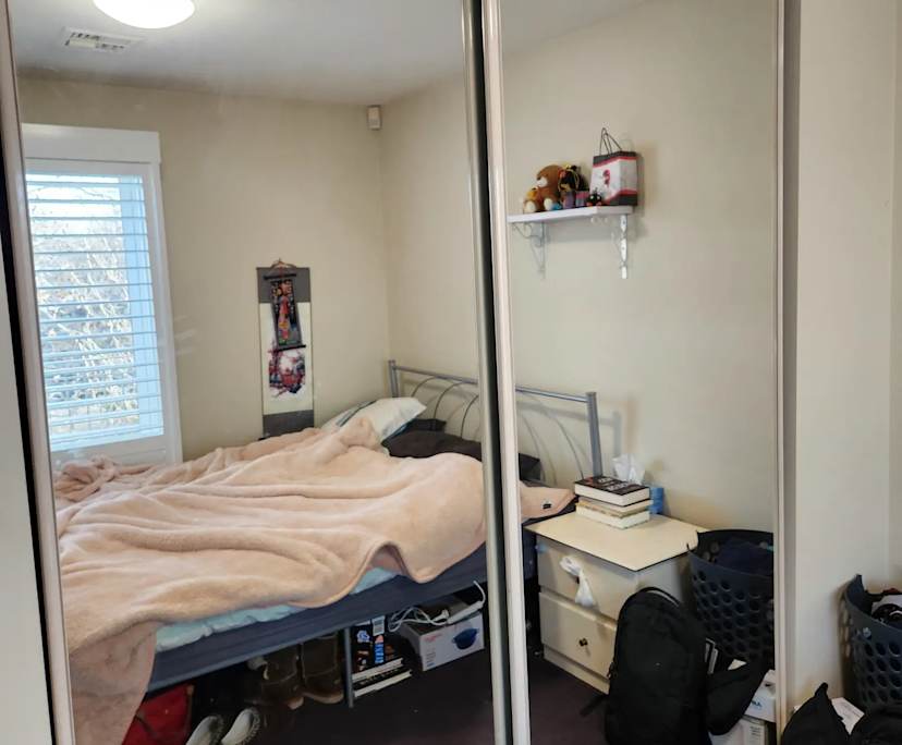 Unfurnished room in a share house