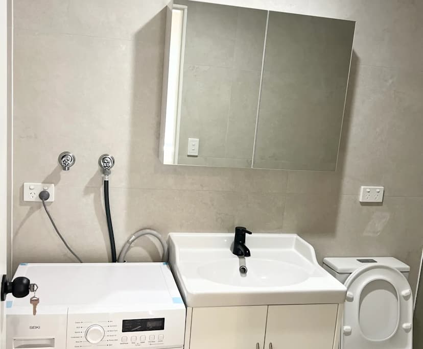 $520, Whole-property, 1 bathroom, Russell Lea NSW 2046
