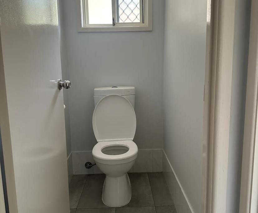 $350, Share-house, 3 bathrooms, Beenleigh QLD 4207