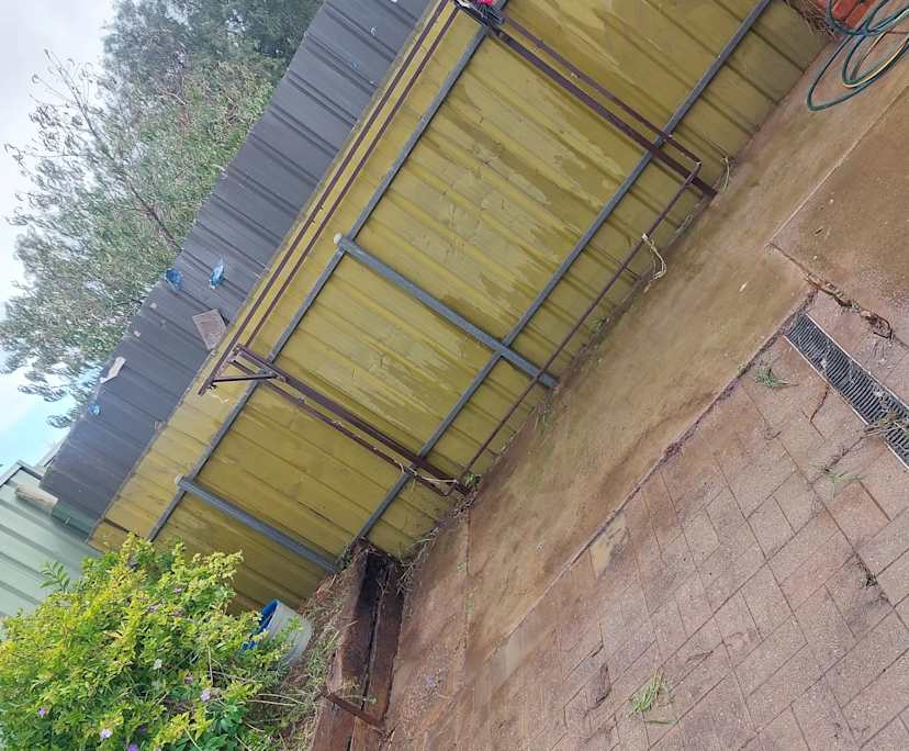 Whole property with 2 rooms for rent