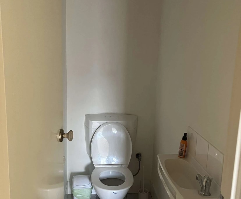 $300, Share-house, 3 bathrooms, Swanbourne WA 6010