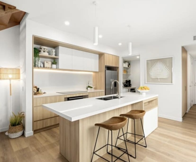 Room in a share house