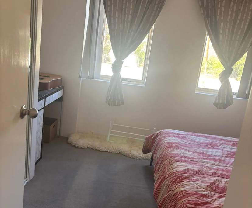 $350, Share-house, 3 bathrooms, Clarkson WA 6030