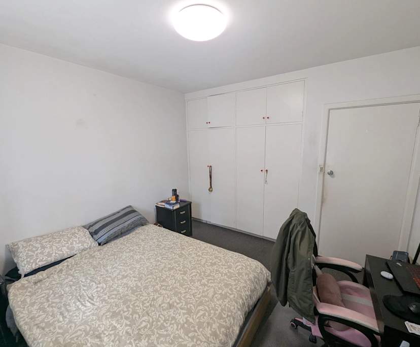 $280, Flatshare, 2 bathrooms, St Kilda VIC 3182