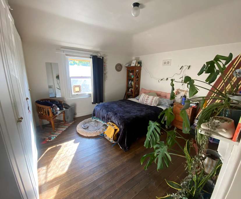 Unfurnished room in a share house