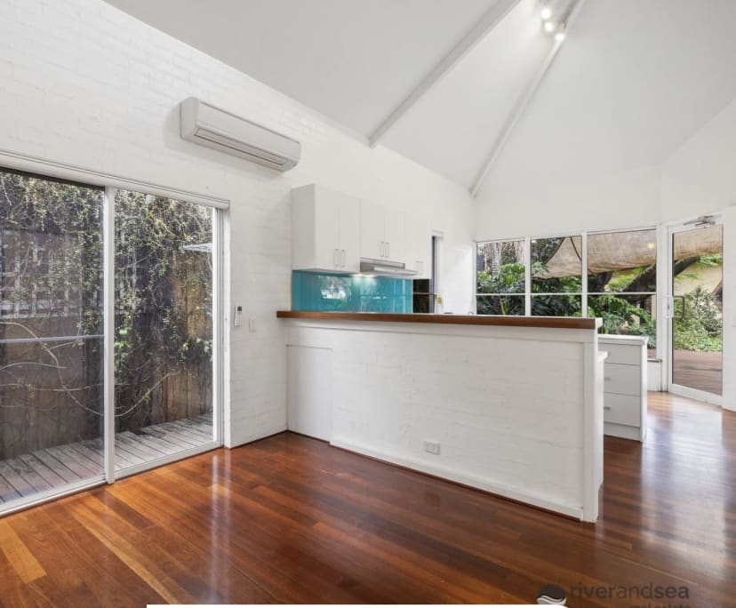 Unfurnished room in a share house