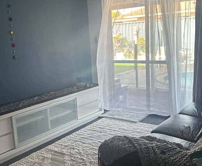 $450, Whole-property, 3 rooms, Singleton WA 6175, Singleton WA 6175